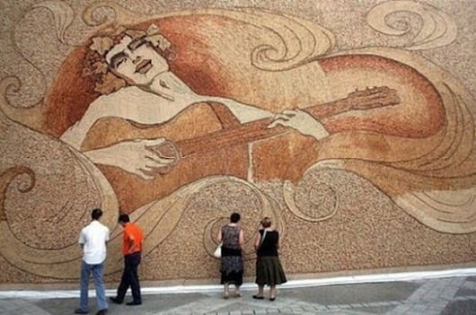 cork-recycling-art-wine