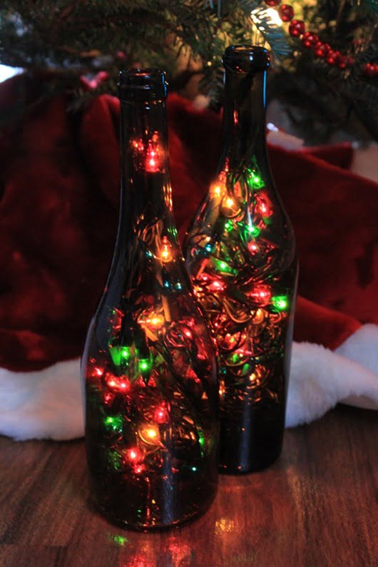 Wine-Bottle-Christmas-DIY